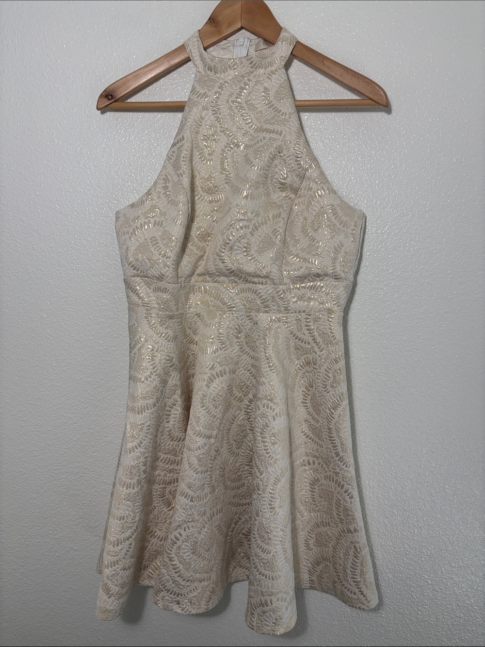 Everleigh Gold & Cream High Neck Cocktail Mini Dress Size Medium Wedding Guest